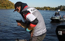 Bibani, stiuci, salai, lacul Snagov și o gramada de premii Garmin, Savage Gear, Berti, Hidroturism, Repo, Echipamente Joy! Tu ce faci pe 10-11 septembrie?